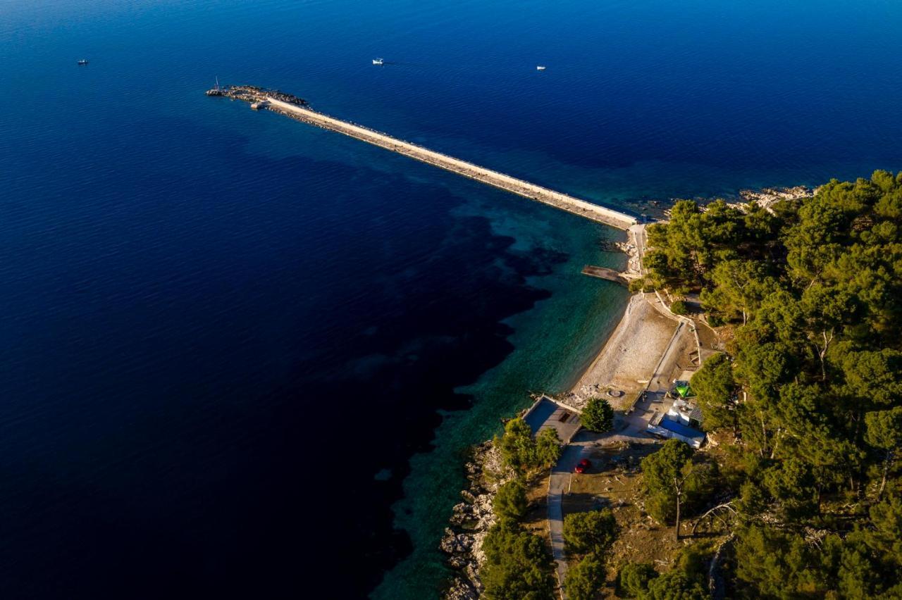 Holiday Home Villa Esperanca ヴェリ・ロシニュ エクステリア 写真
