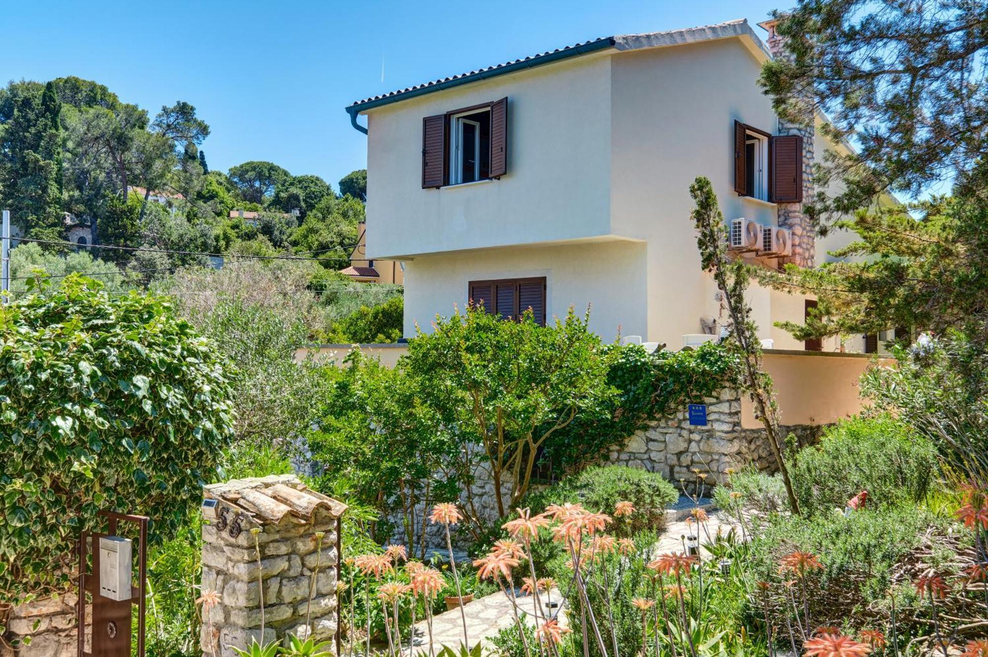 Holiday Home Villa Esperanca ヴェリ・ロシニュ エクステリア 写真