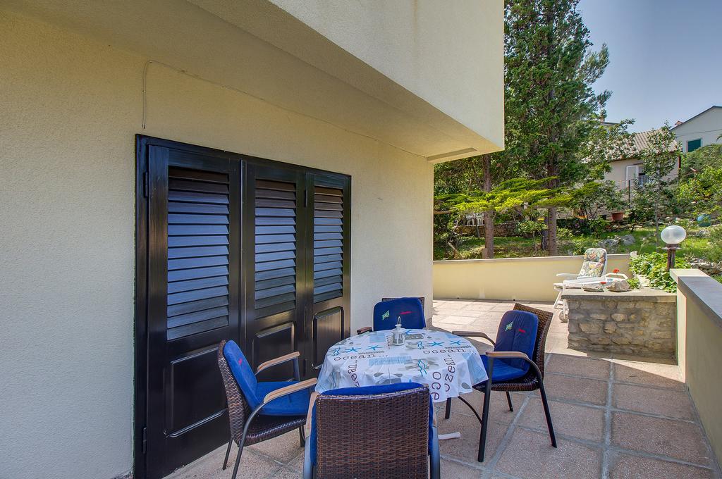 Holiday Home Villa Esperanca ヴェリ・ロシニュ エクステリア 写真
