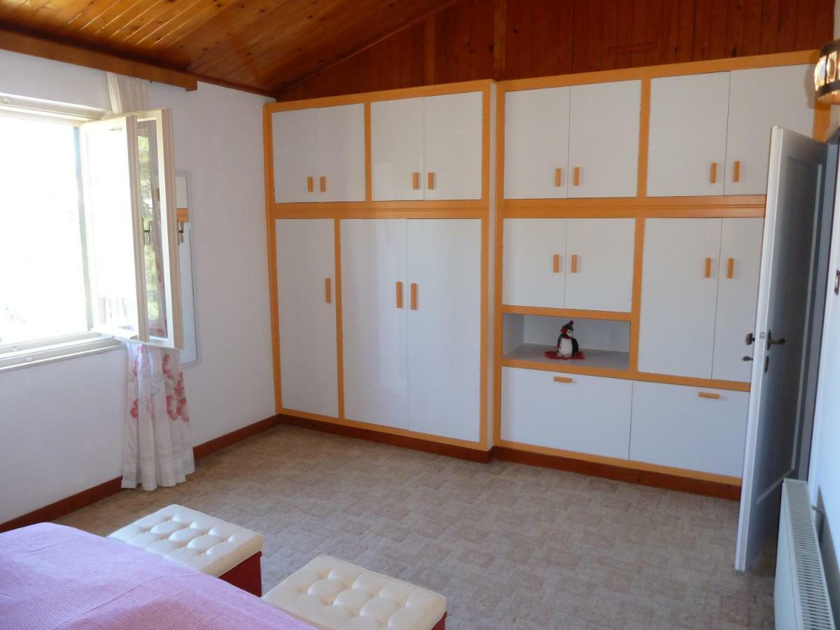 Holiday Home Villa Esperanca ヴェリ・ロシニュ エクステリア 写真
